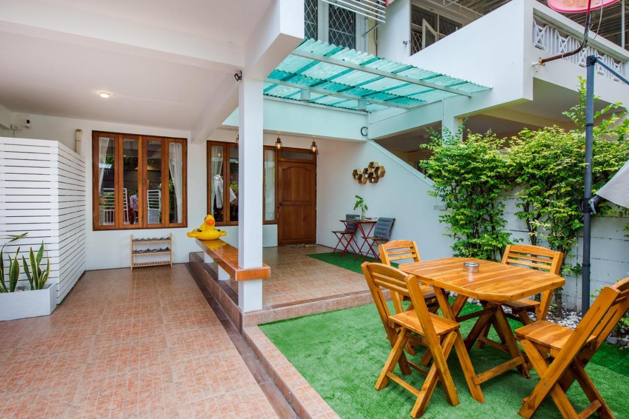 White Beach House Hua Hin 20 Second To The Beach Dış mekan fotoğraf