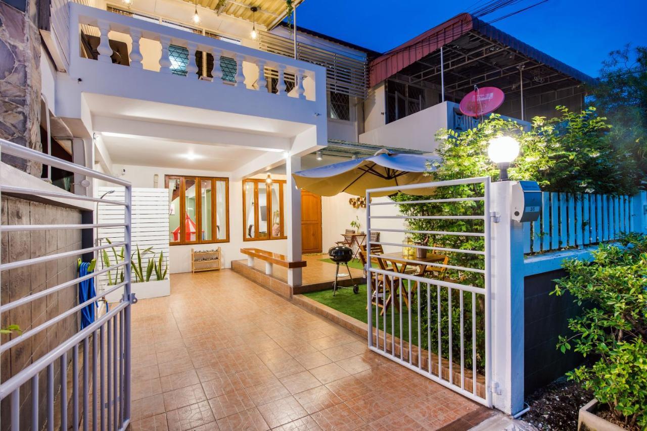 White Beach House Hua Hin 20 Second To The Beach Dış mekan fotoğraf