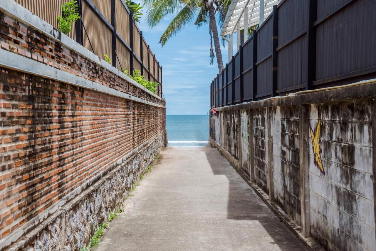 White Beach House Hua Hin 20 Second To The Beach Dış mekan fotoğraf